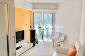 Pacific View 浪琴園 | Living and Dining Room