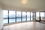 Pacific View 浪琴園 | Living and Dining Room