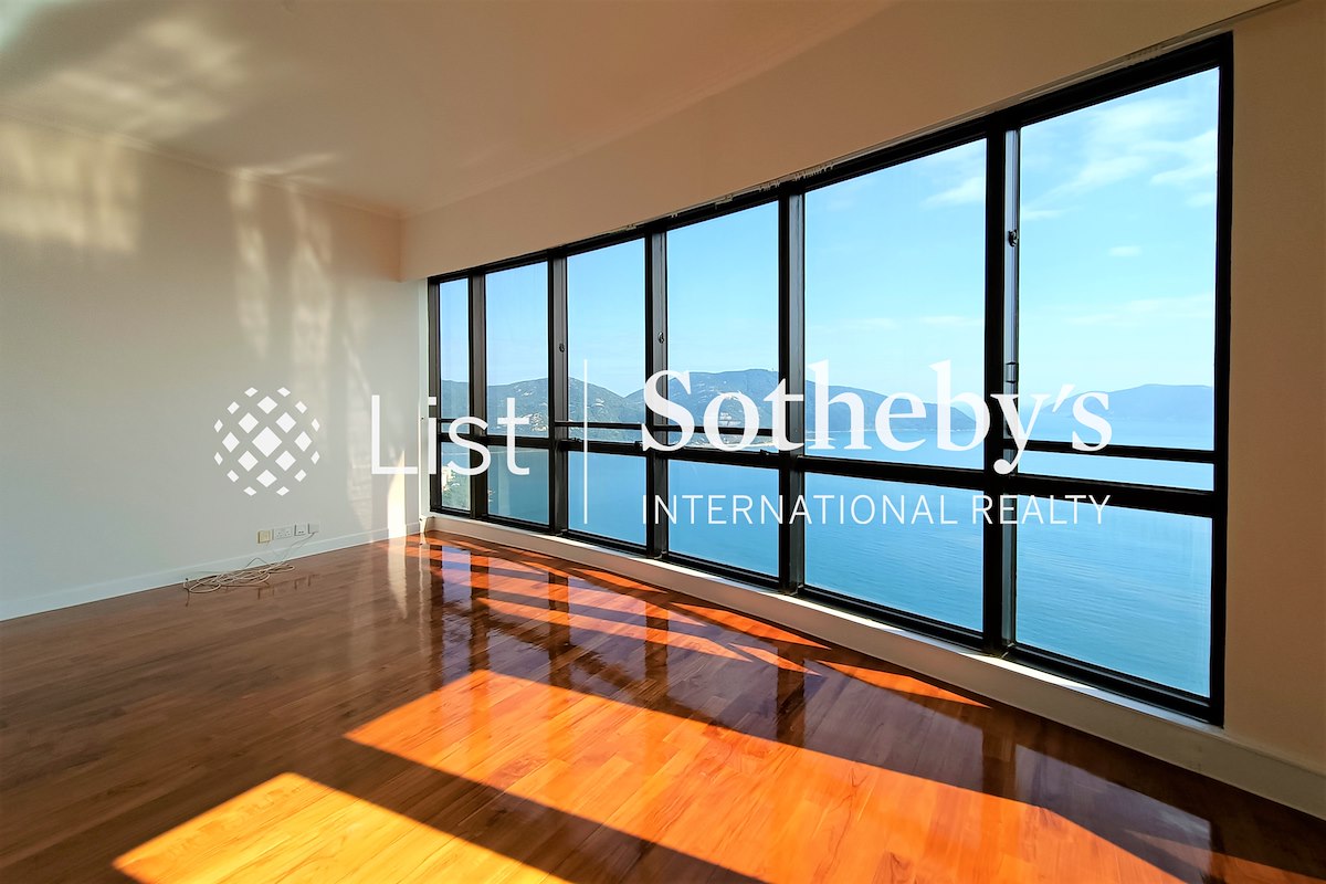 Pacific View 浪琴園 | View from Living and Dining Room