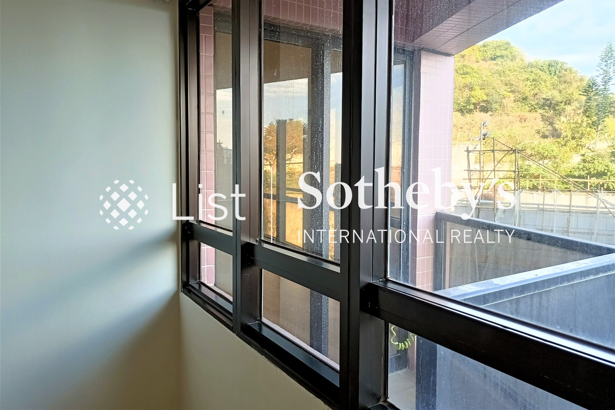 Pacific View 浪琴园 | View from Second Bedroom