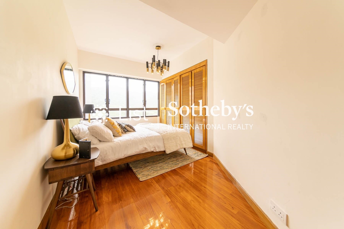 Pacific View 浪琴園 | Second Bedroom