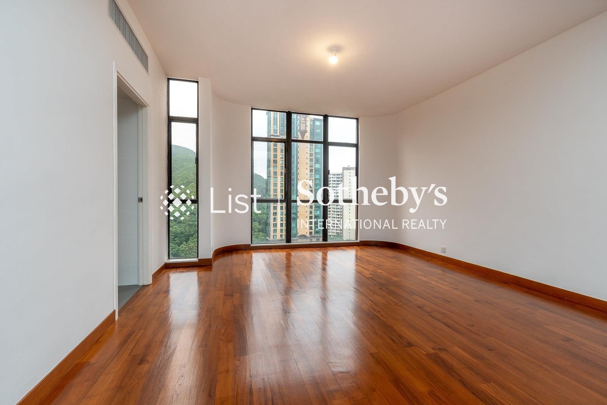 Park Place 雅柏苑 | Living and Dining Room