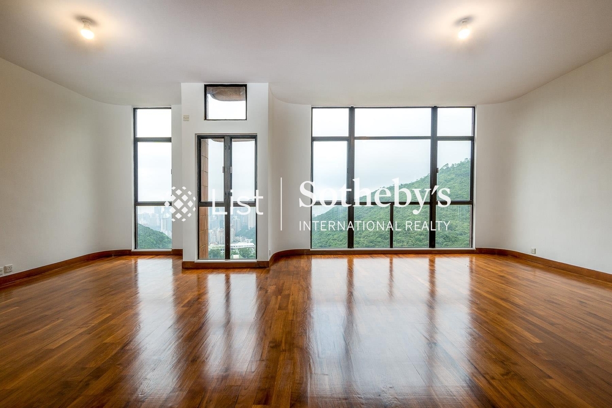 Park Place 雅柏苑 | Living and Dining Room