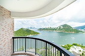 Pine Crest 松苑 | Balcony off Living Room