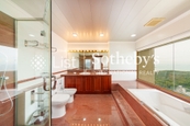 Pine Crest 松苑 | Master Bathroom