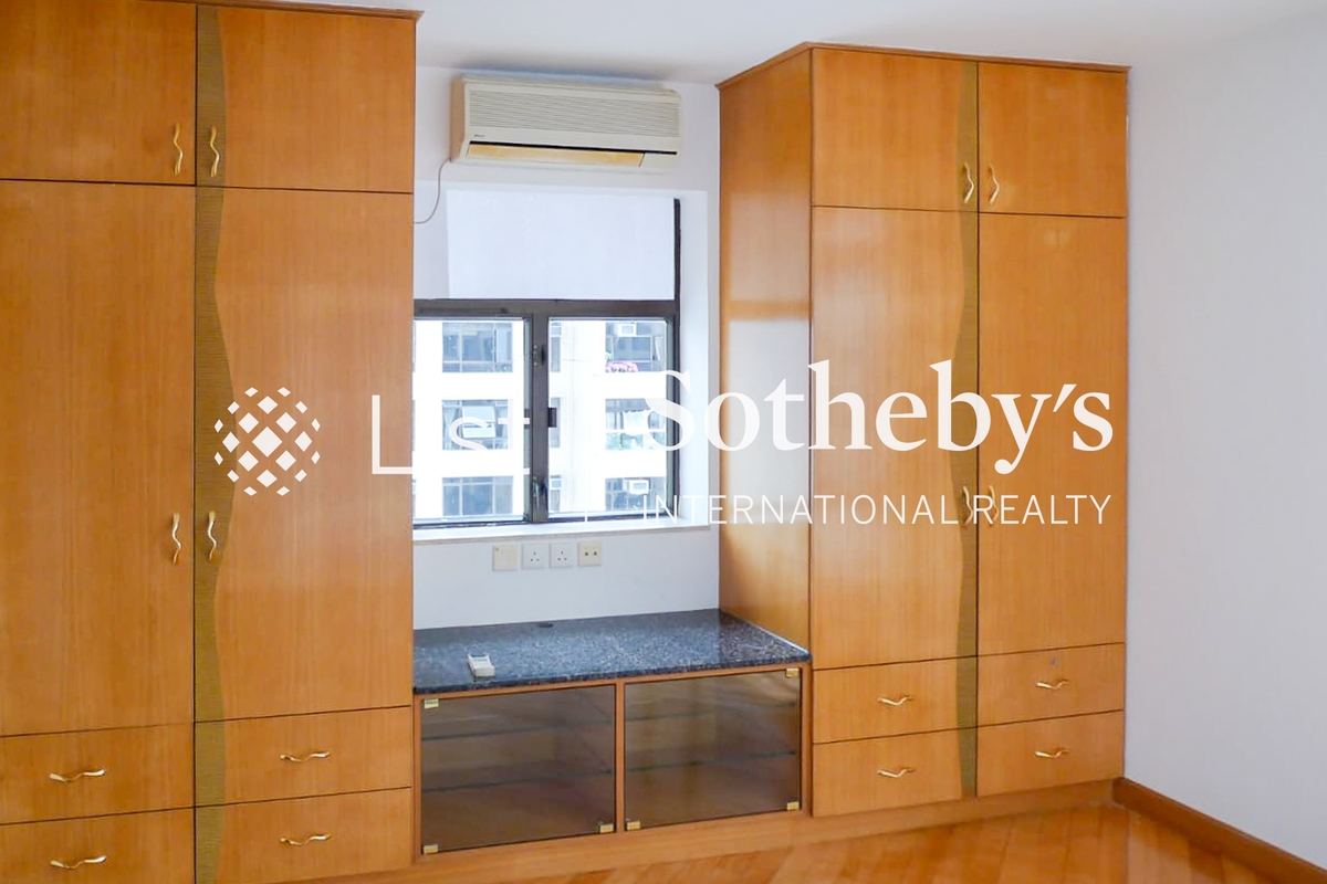 Pokfulam Gardens 薄扶林花園 | Second Bedroom