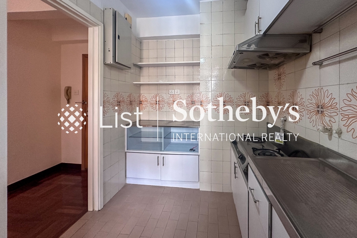 Pokfulam Gardens 薄扶林花園 | Kitchen