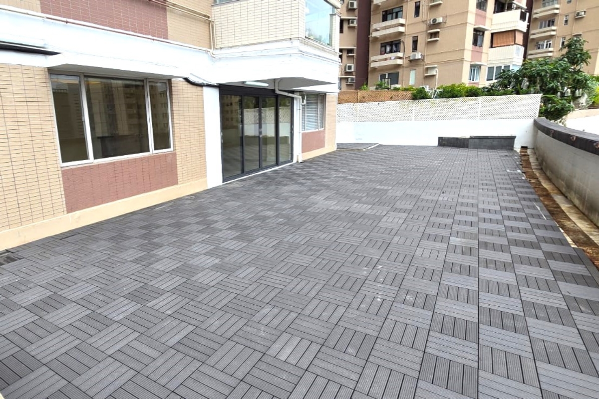 Baguio Villa 碧瑤灣 | Private Terrace off Living Room