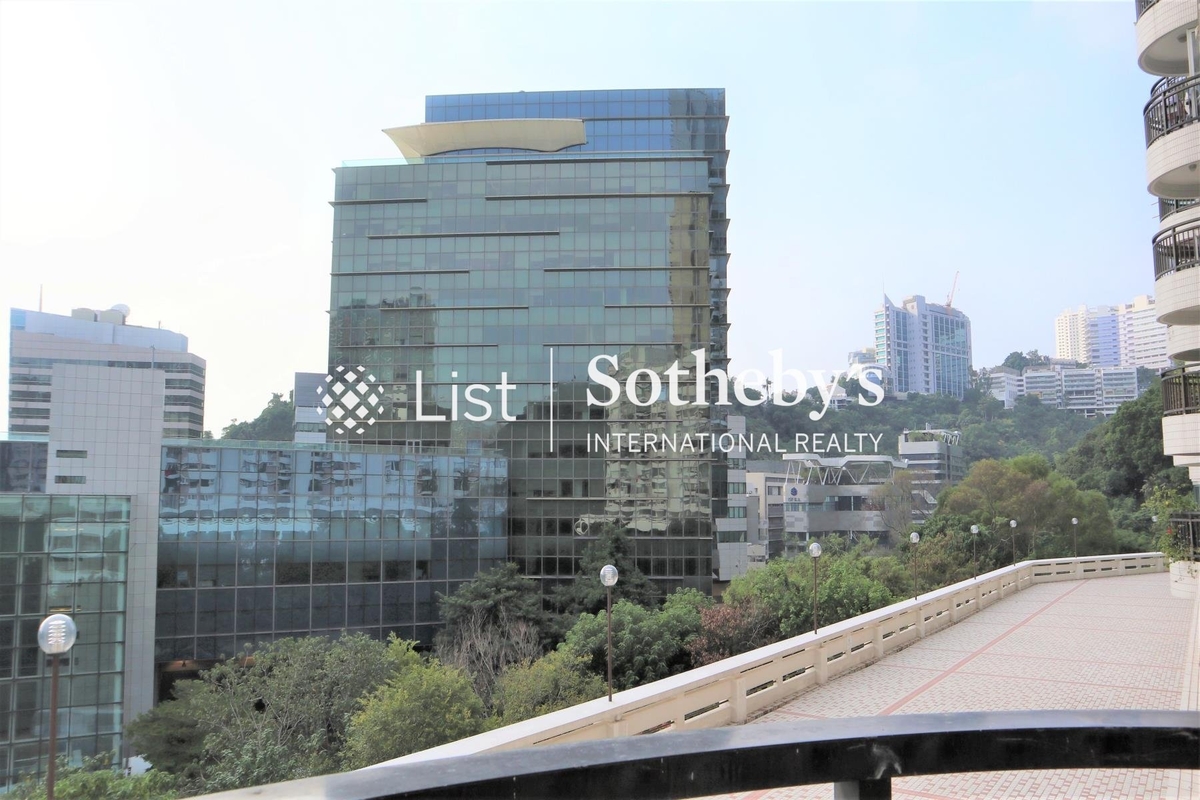 Baguio Villa 碧瑤灣 | View from Living and Dining Room