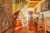 Baguio Villa 碧瑤灣 | Internal Staircase