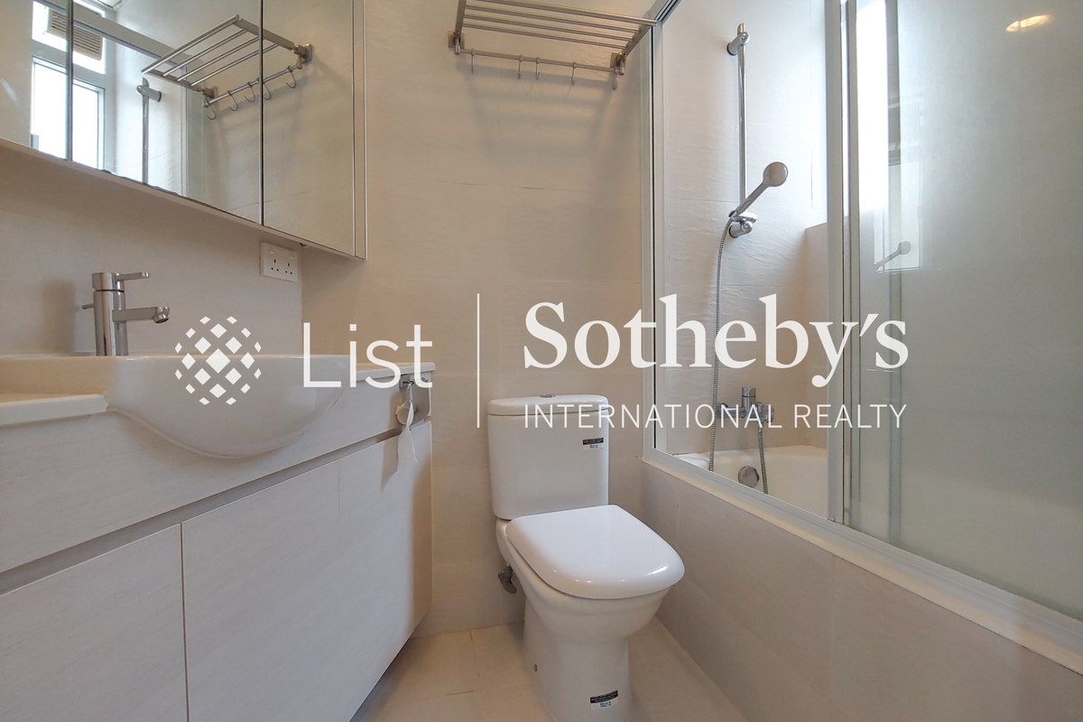 Monticello 滿峰台 | Master Bathroom