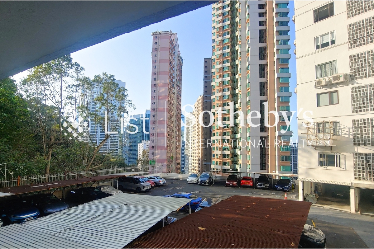 Monticello 滿峰台 | View from Living Room