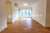 Star Crest 星域軒 | Living and Dining Room