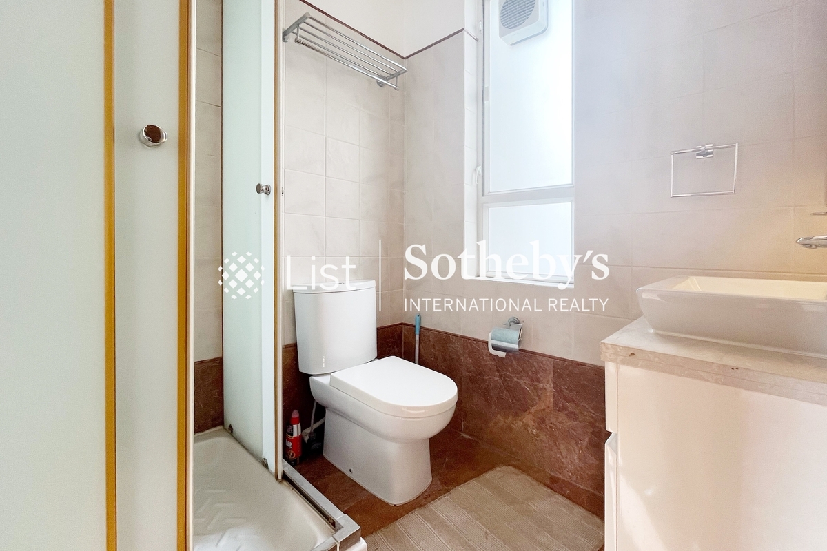 Star Crest 星域軒 | Guest Bathroom