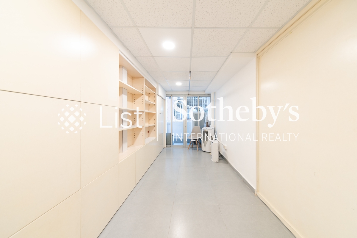 Baguio Villa 碧瑤灣 | Storage behind the Kitchen