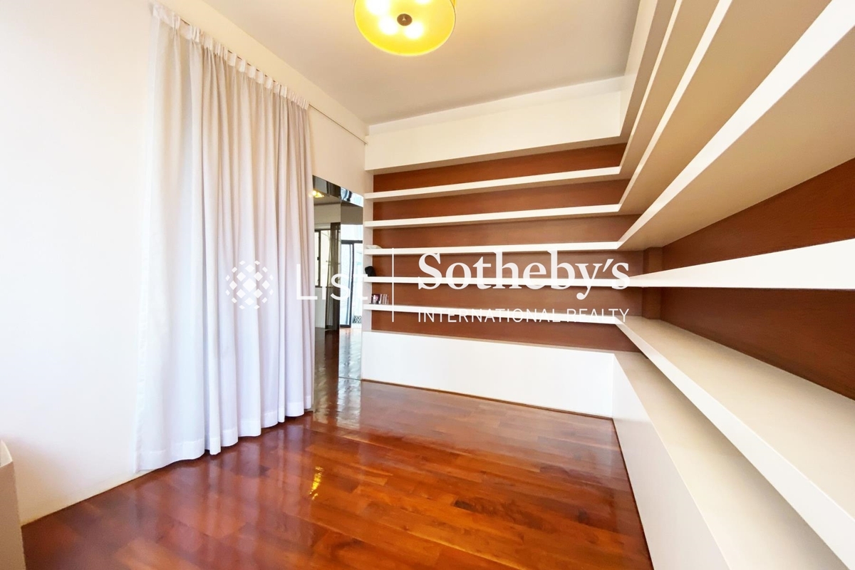 Monticello 滿峰台 | Third Bedroom