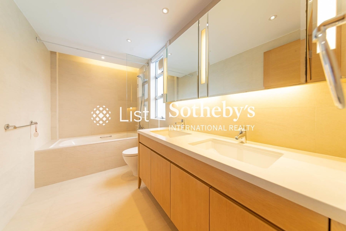 Hollywood Heights 好利閣 | Master Bathroom