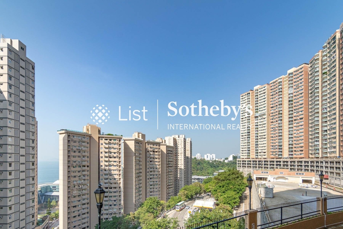 Baguio Villa 碧瑤灣 | View from Living and Dining Room