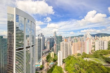 Regent On The Park 御花园 | View from Living and Dining Room
