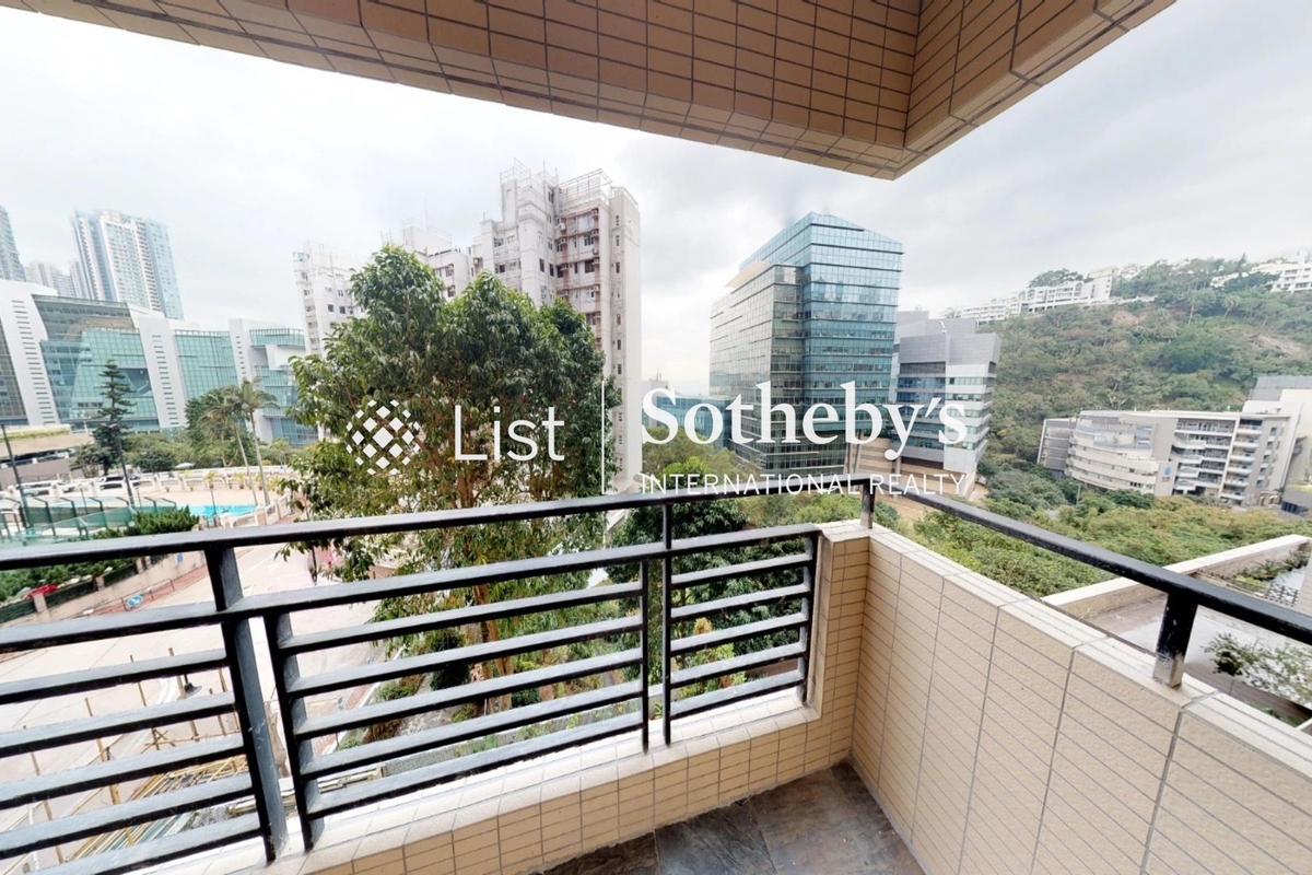 Baguio Villa 碧瑤灣 | Balcony off Living and Dining Room