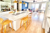 Baguio Villa 碧瑤灣 | Living and Dining Room