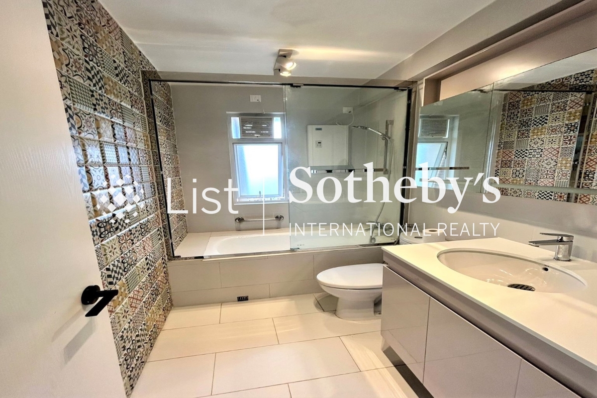 Baguio Villa 碧瑤灣 | Guest Bathroom