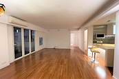 Baguio Villa 碧瑤灣 | Living and Dining Room