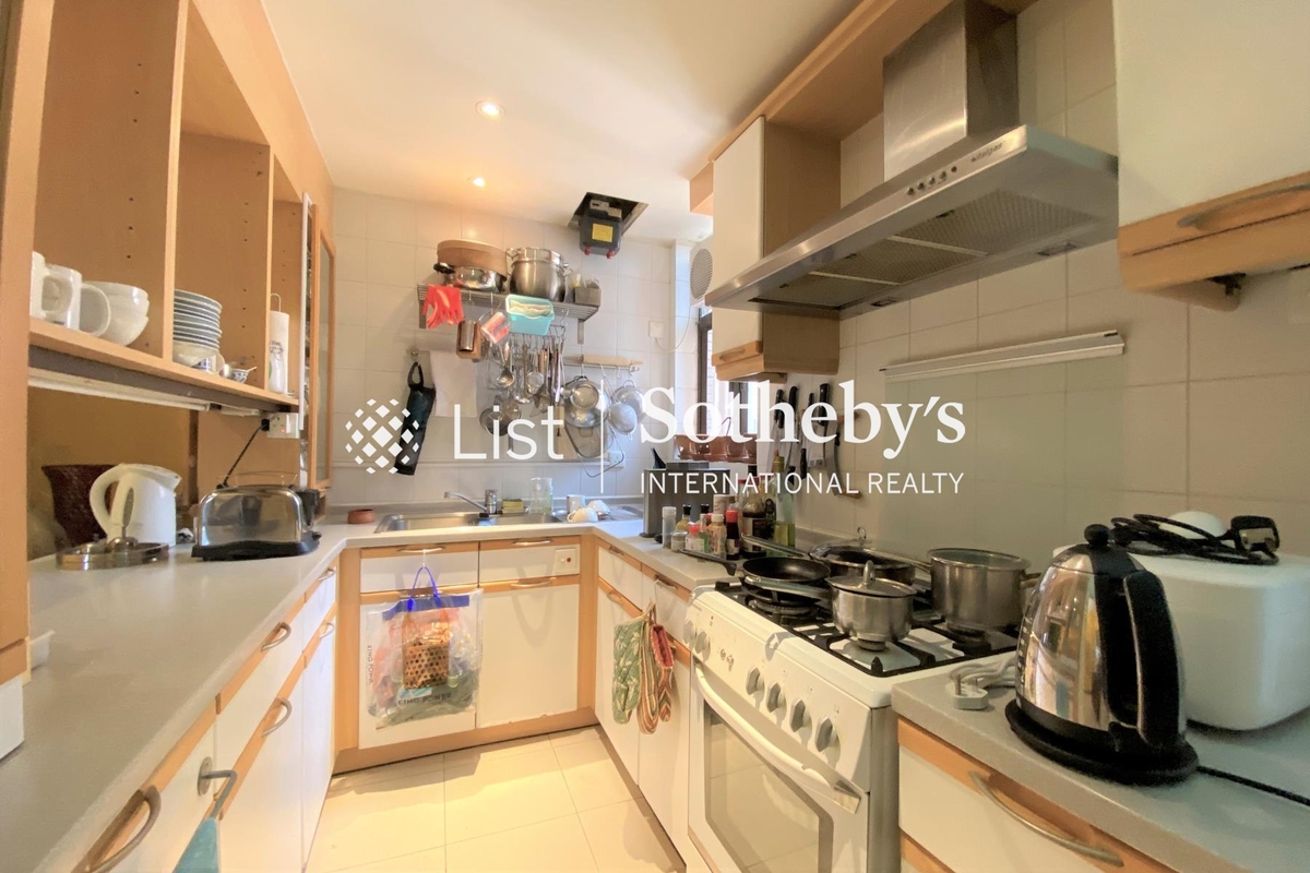 Wealthy Heights 威豪閣 | Open Kitchen