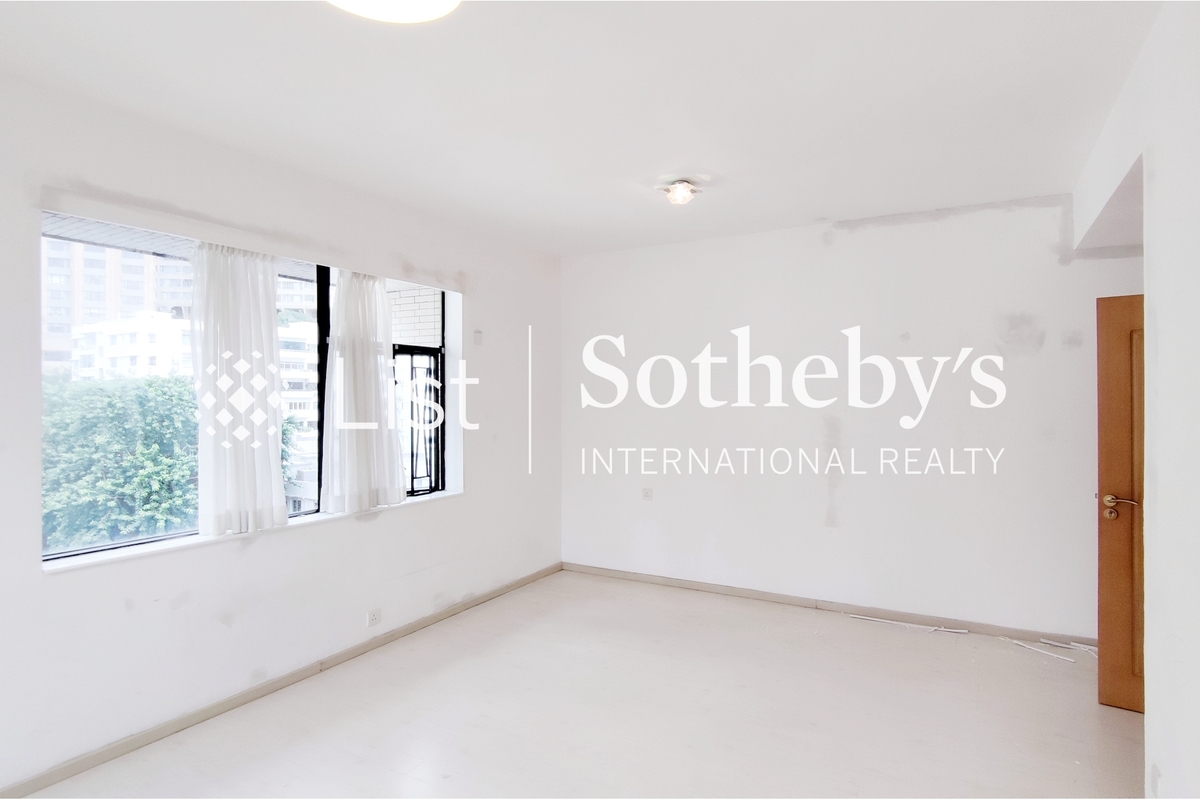 Wealthy Heights 威豪閣 | Master Bedroom