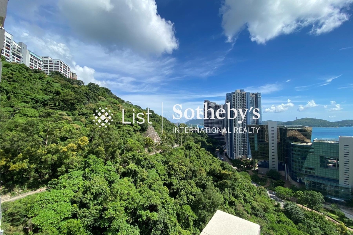 Baguio Villa 碧瑤灣 | View from Living and Dining Room