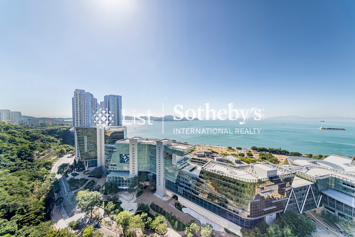 Baguio Villa 碧瑤灣 | View from Living and Dining Room