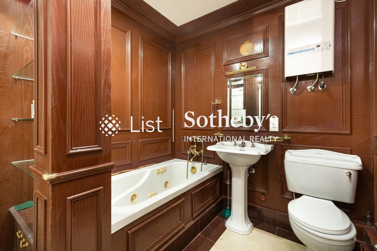 Baguio Villa 碧瑤灣 | Master Bathroom