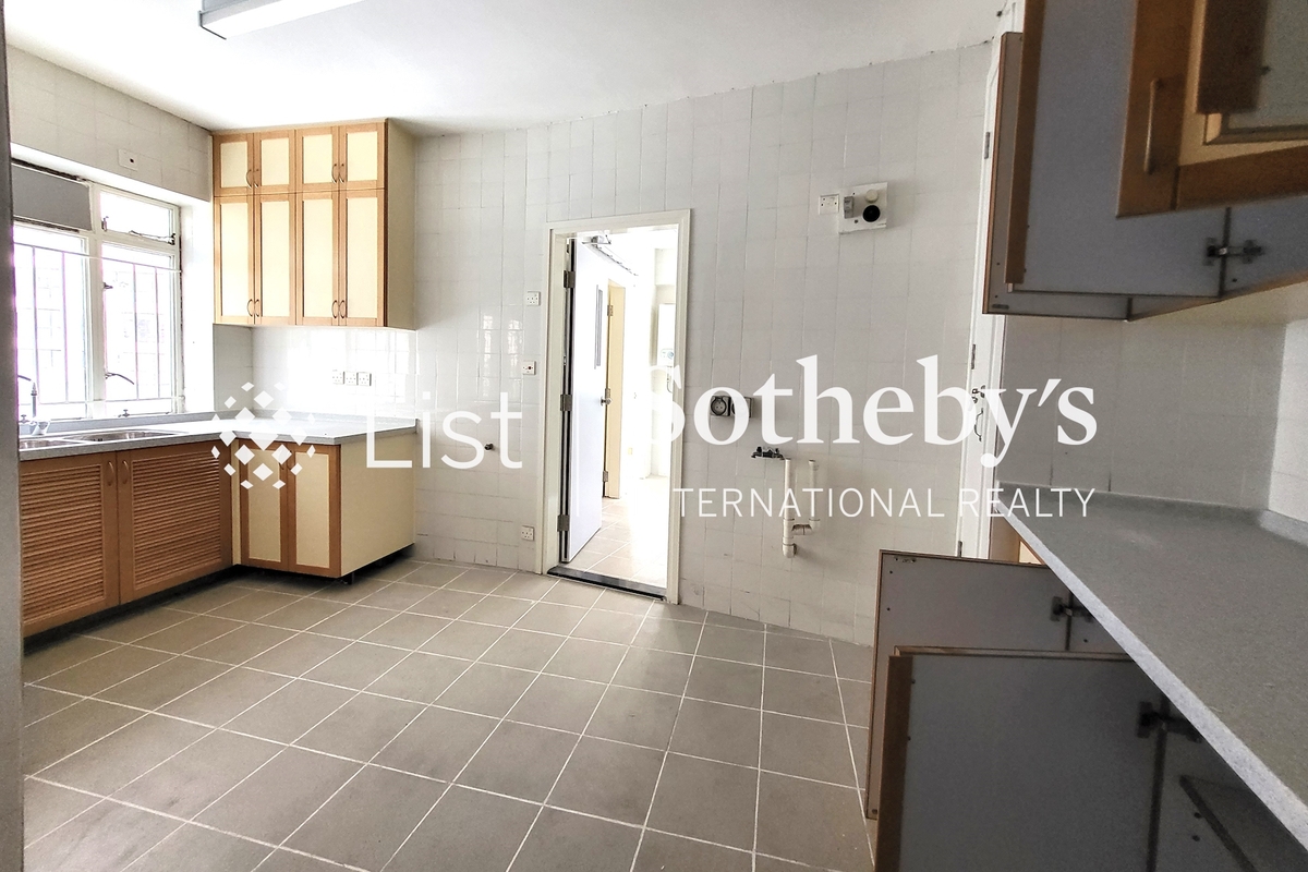 Macdonnell House 麥當奴大廈 | Kitchen