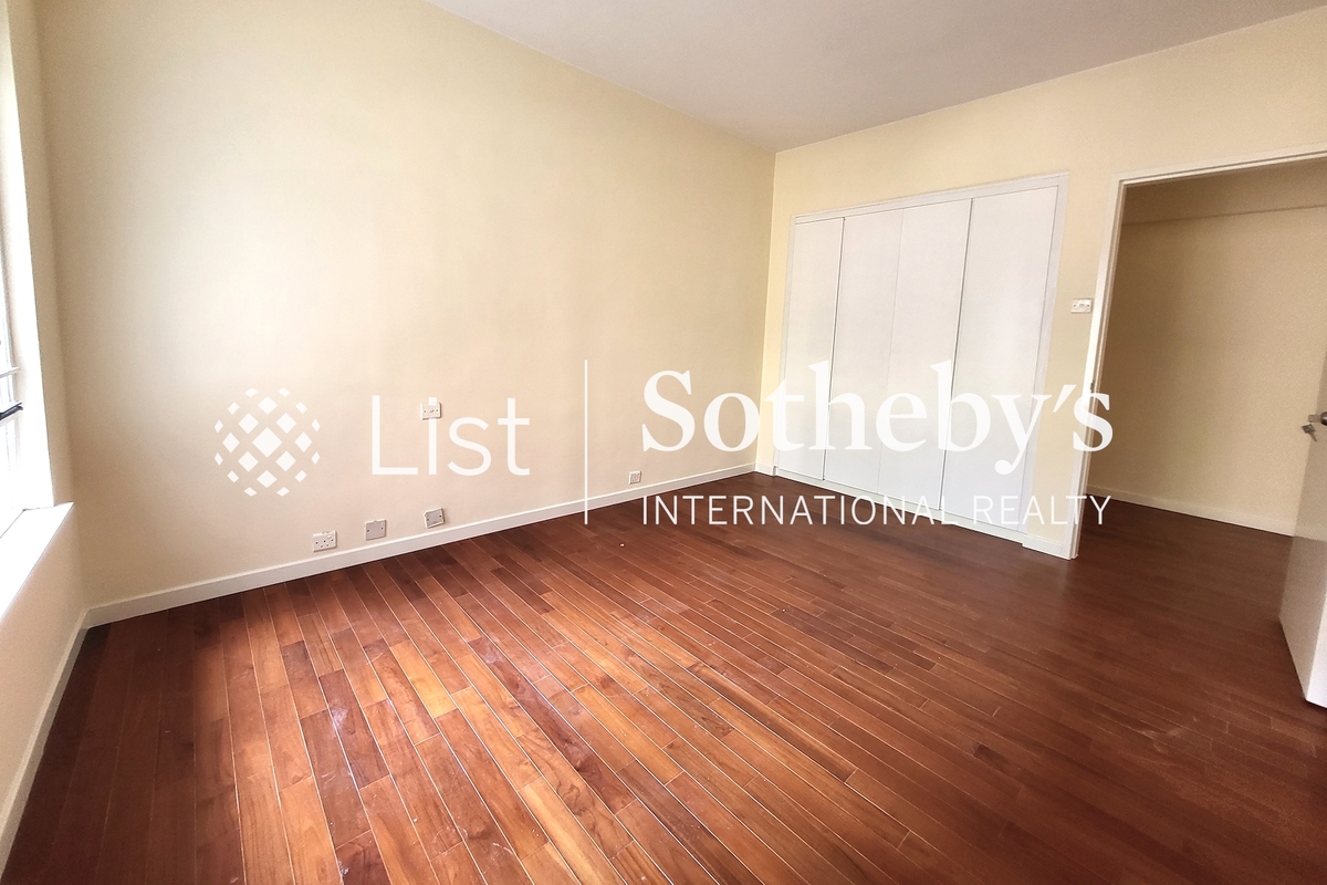 Macdonnell House 麥當奴大廈 | Fourth Bedroom