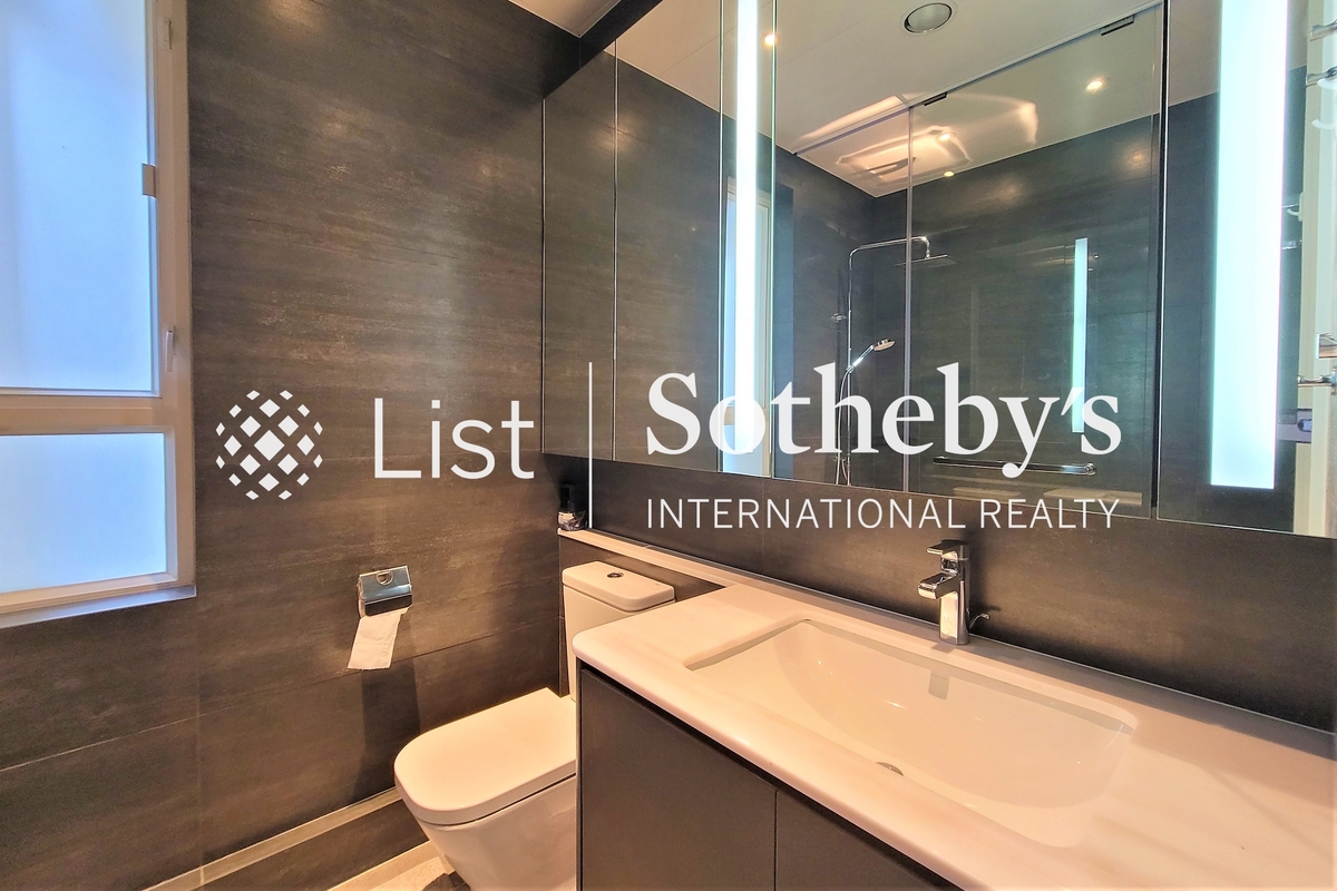 Star Crest 星域軒 | Master Bathroom