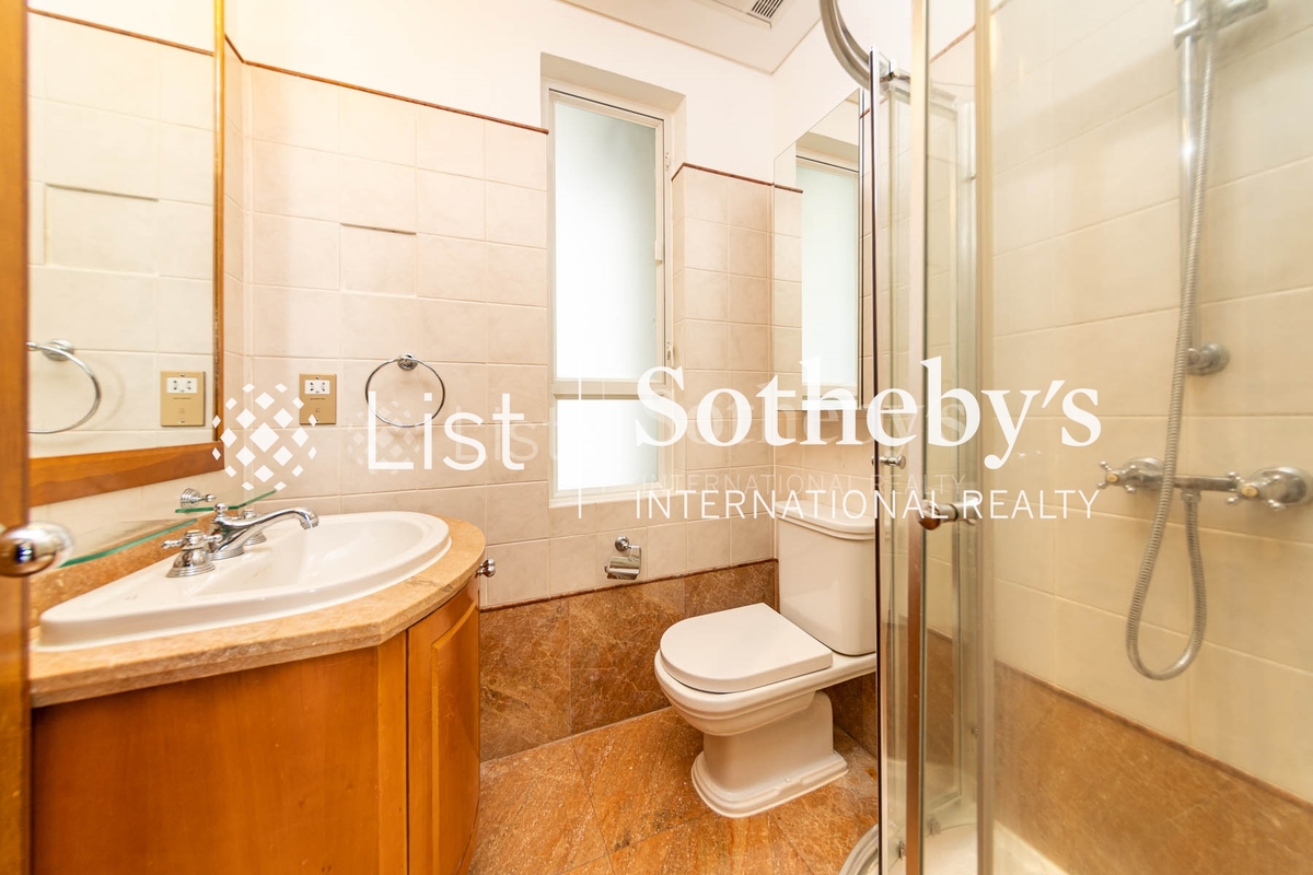 Star Crest 星域軒 | Guest Bathroom