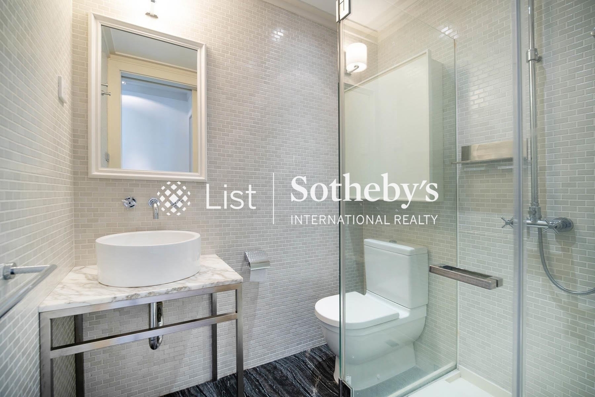 Star Crest 星域軒 | Guest Bathroom