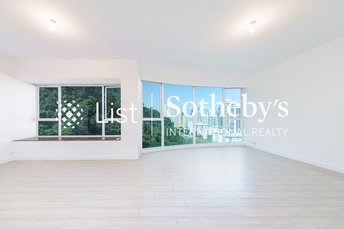 Hillsborough Court 晓峰阁 | Living Room