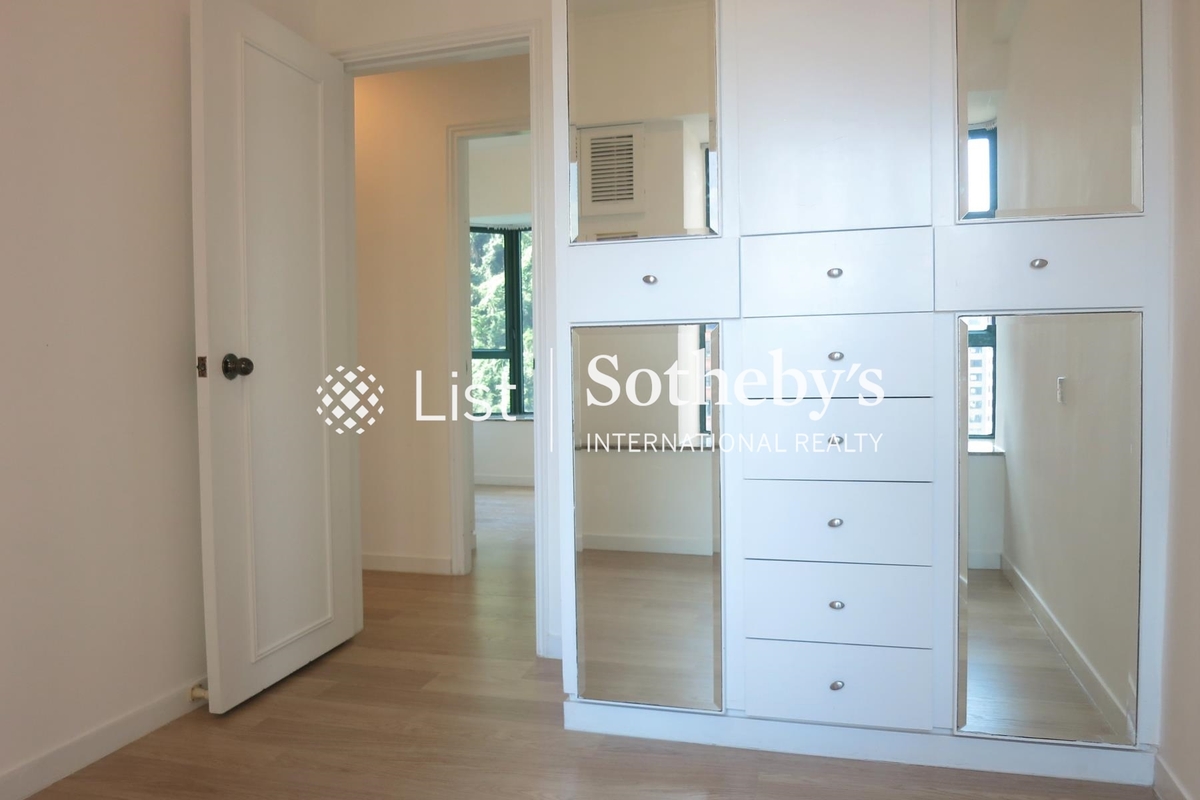 Hillsborough Court 曉峰閣 | Third Bedroom