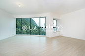 Hillsborough Court 曉峰閣 | Living and Dining Room