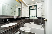 Hillsborough Court 曉峰閣 | Master Bathroom