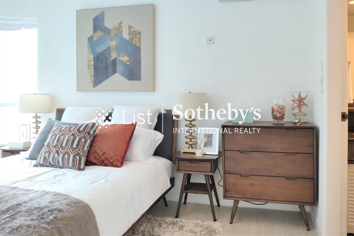 Hillsborough Court 曉峰閣 | Master Bedroom