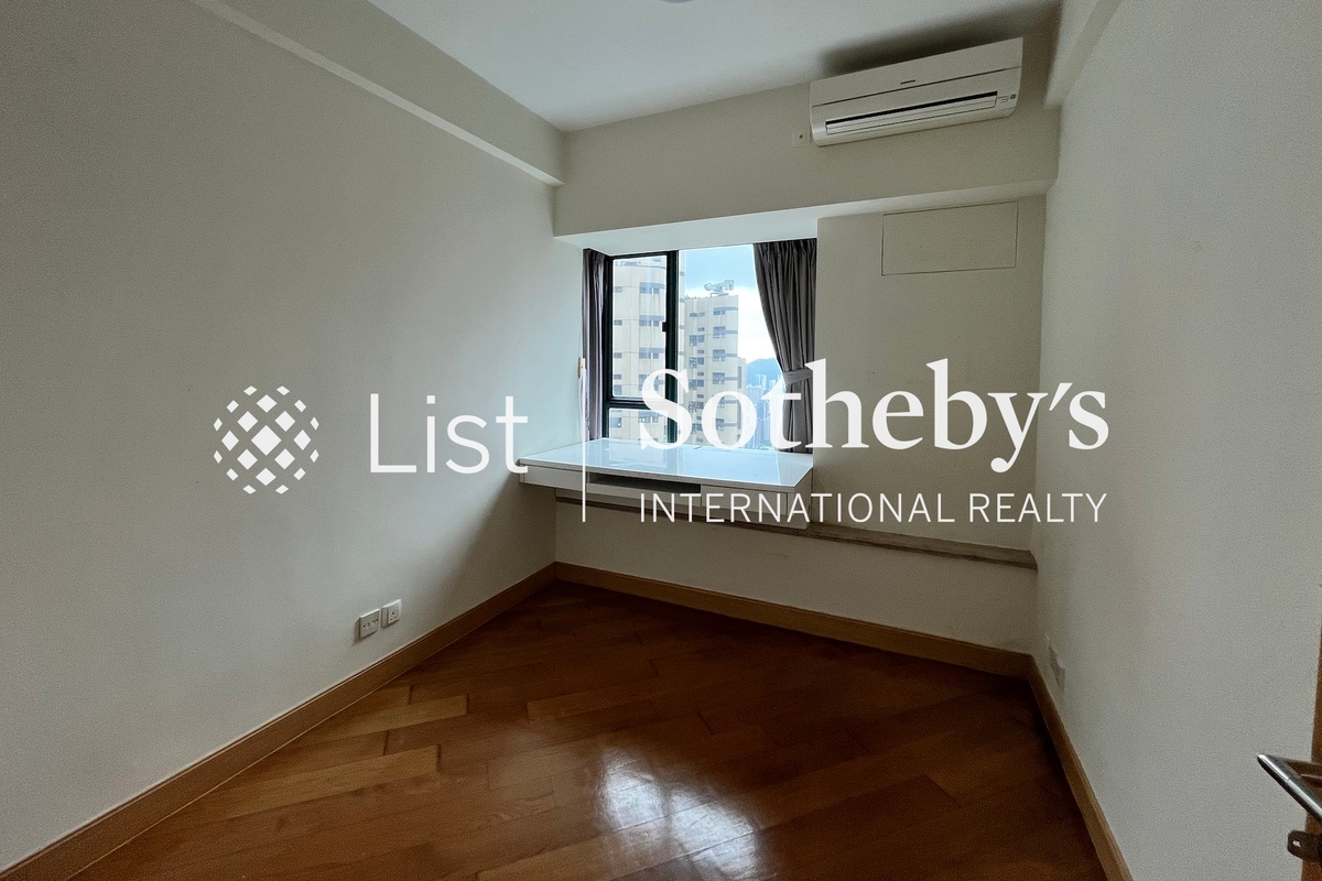 Hillsborough Court 曉峰閣 | Second Bedroom