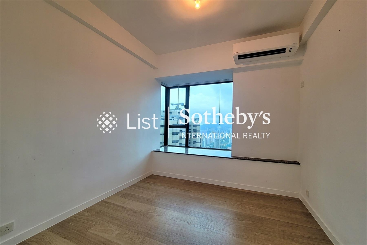 Hillsborough Court 曉峰閣 | Second Bedroom