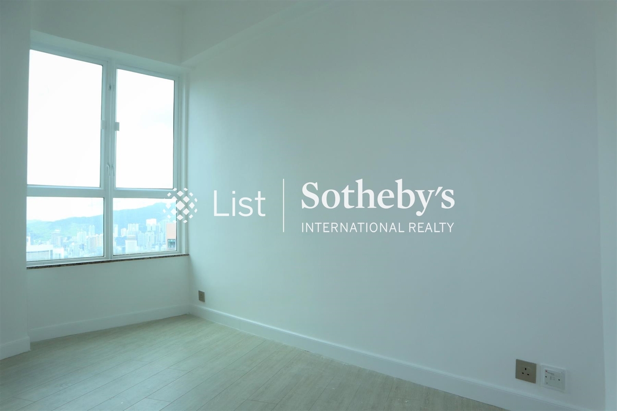 Hillsborough Court 曉峰閣 | Master Bedroom