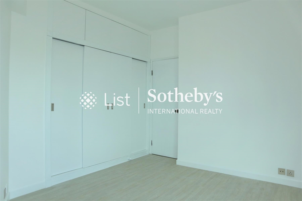 Hillsborough Court 曉峰閣 | Master Bedroom