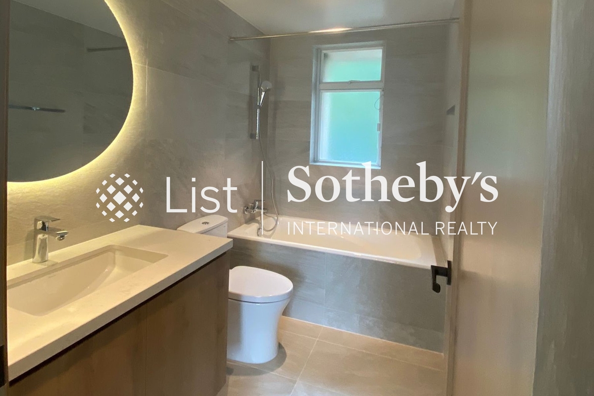 Valverde 蔚皇居 | Master Bathroom