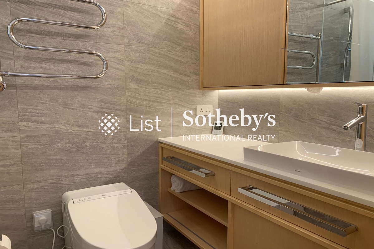 Valverde 蔚皇居 | Master Bathroom