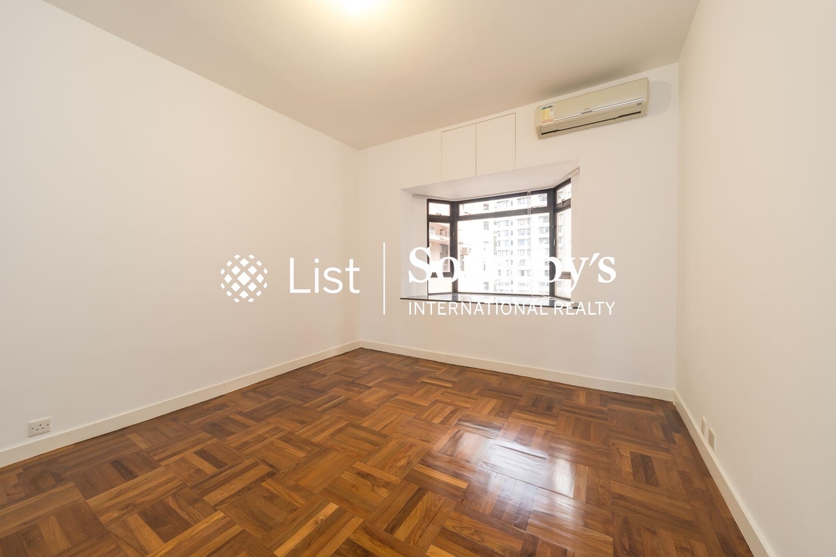 Kennedy Heights 堅麗閣 | Fifth Bedroom