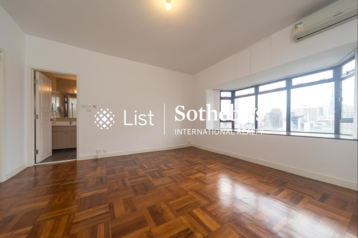 Kennedy Heights 堅麗閣 | Master Bedroom